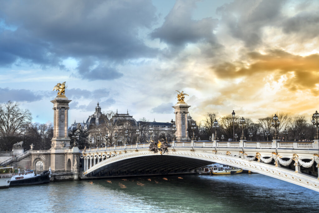 Paris Sehenswürdigkeiten Pont Alexandre III